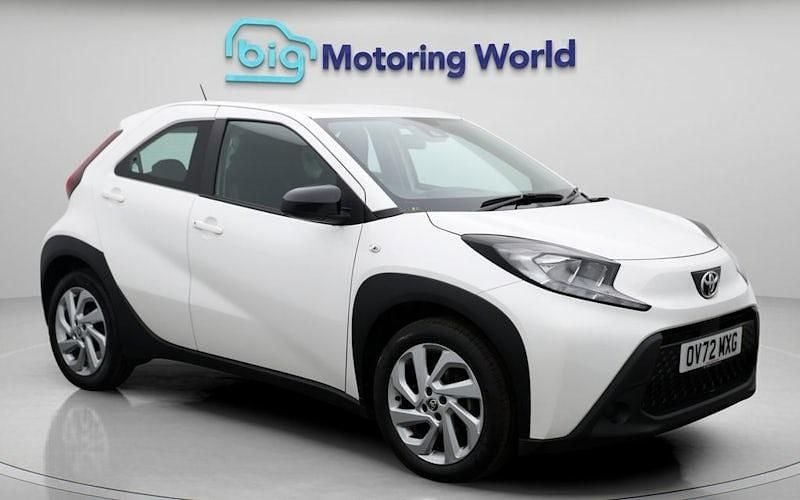 Used 2024 Toyota Aygo PURE Hatchback | £10,800 (Good price) - Image 1/4