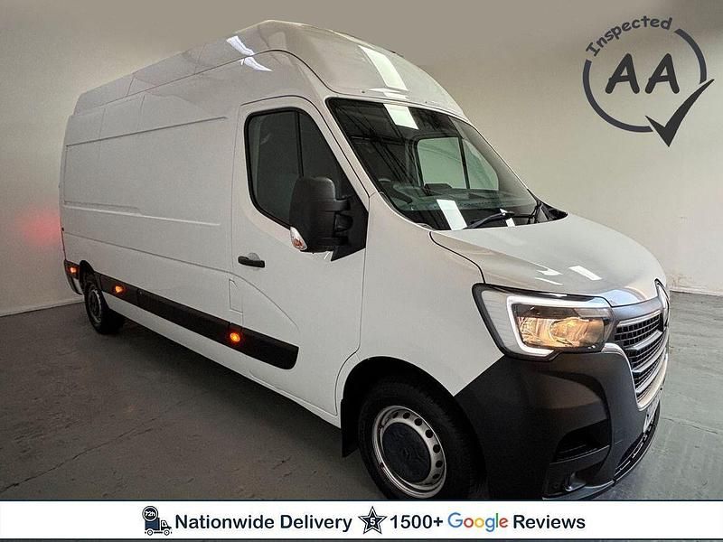 Used Renault Master Business 135 HP (99 kW) 2023 White MPV