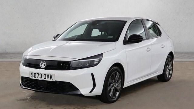 Used Vauxhall Corsa Design Edition 100 HP (73 kW) 2023 White Hatchback