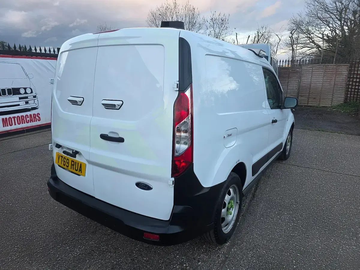 Used Ford Transit Connect S 100 HP (73 kW) 2019 White MPV