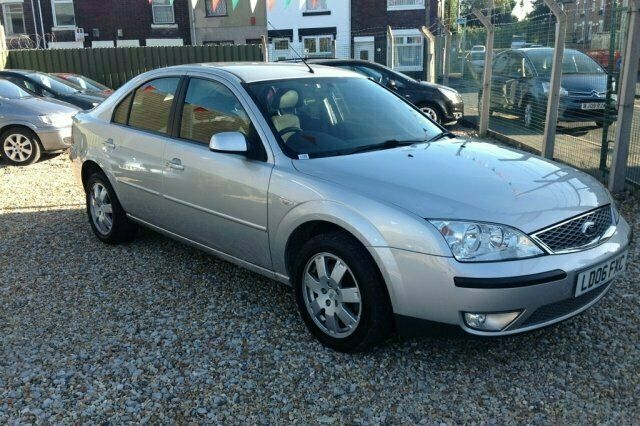 Begagnad Ford Mondeo 2006 Halvkombi