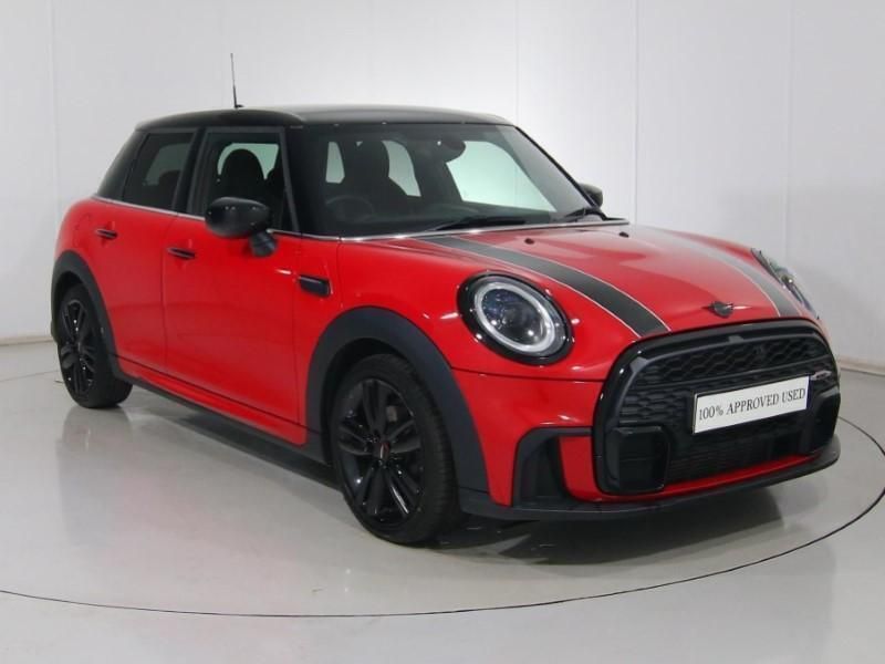 Red Used 2022 Mini Cooper Hatch Hatchback | £18,290 (A bit pricey) - Image 1/4