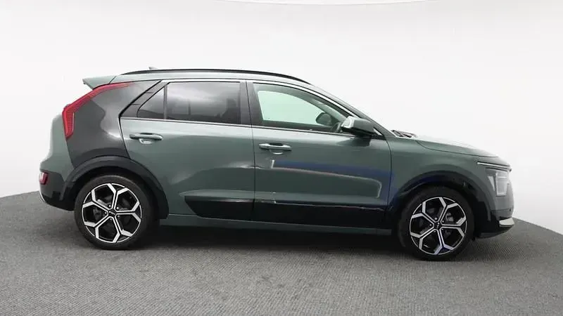 Używany Kia Niro 2023 Zielony SUV