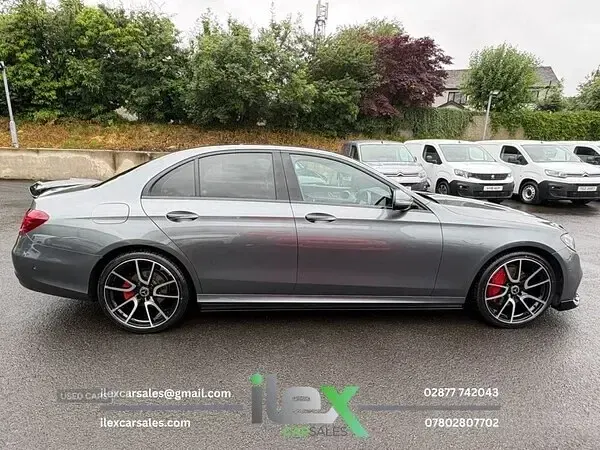 Used Mercedes E220 AMG Line Premium 194 HP (142 kW) 2018 Grey Sedan