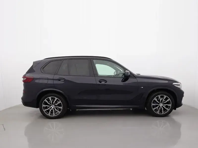 Used BMW X5 M M Sport 261 HP (191 kW) 2020 Black SUV