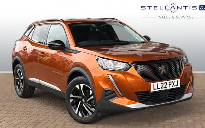 Used Peugeot 2008 Allure Premium 131 HP (96 kW) 2022 SUV