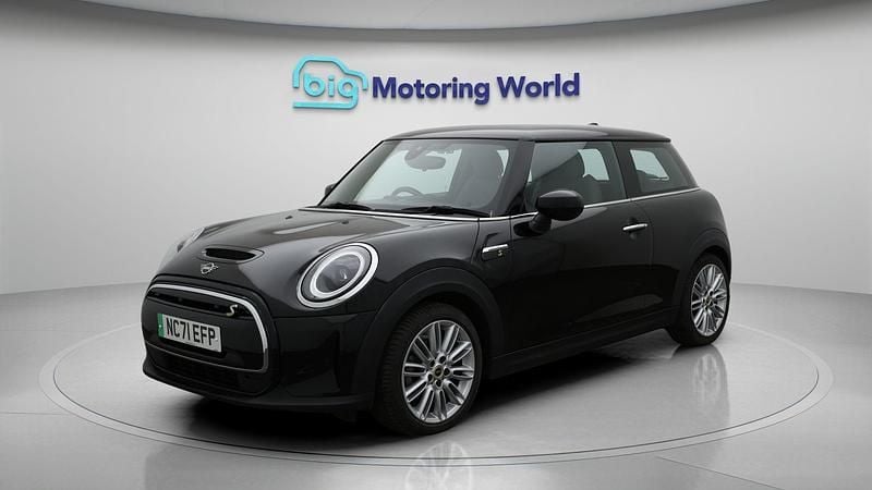 Used Mini Cooper SE Hatch 133 kW (181 HP) 2022 Hatchback