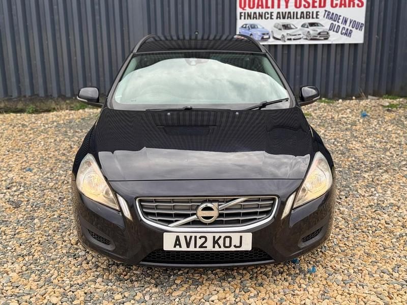 Used Volvo V60 115 HP (84 kW) 2012 Black Estate