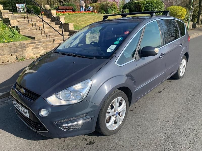 Blue Used 2010 Ford S-MAX Titanium MPV | £2,695 (Fair price) - Image 1/4