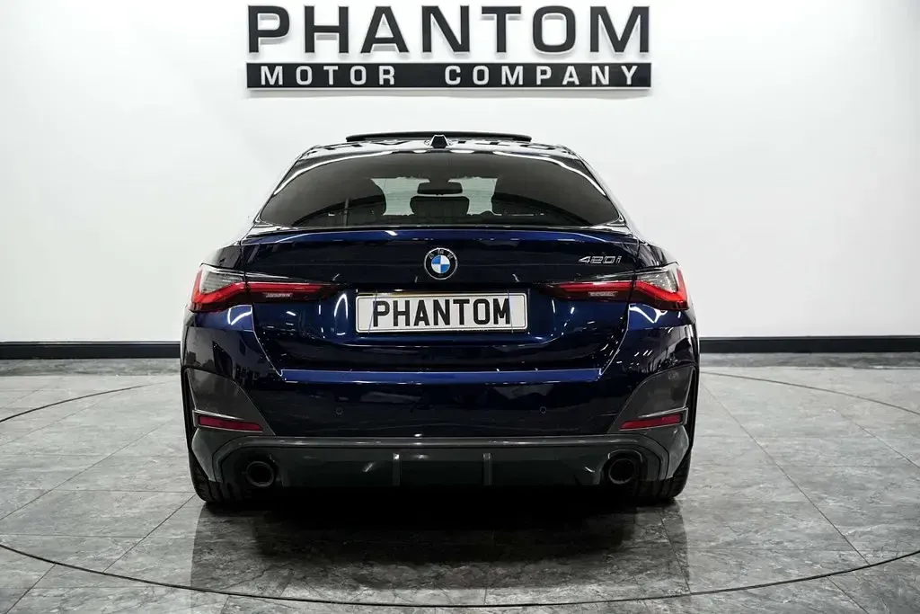 Usado BMW 420 M Sport 184 CV (135 kW) 2022 Azul Utilitario