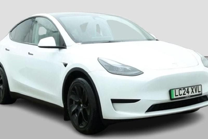 Used Tesla Model Y RWD 11 kW (15 HP) 2024 SUV