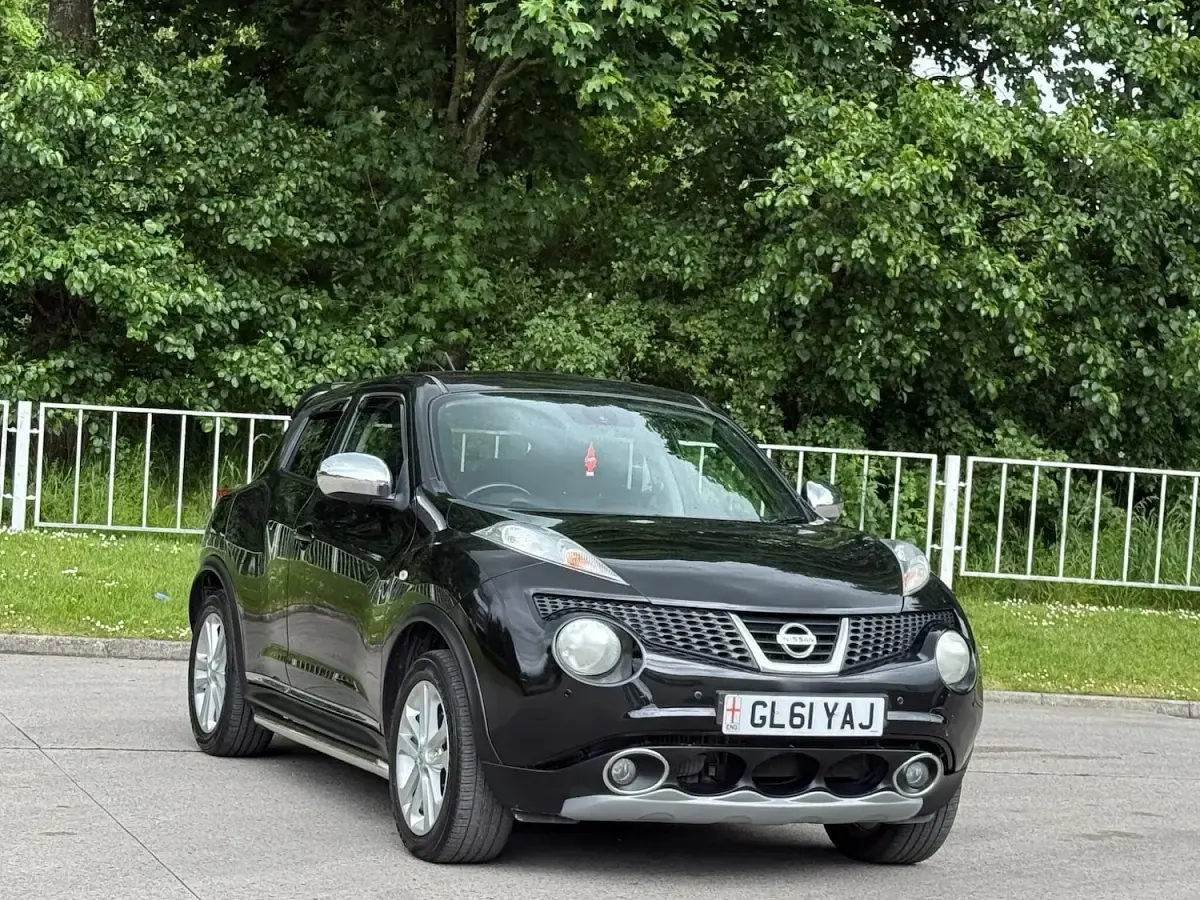 Used Nissan Juke Tekna 200 HP (147 kW) 2011 Black SUV