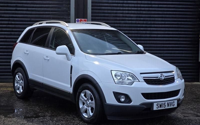White Used 2015 Vauxhall Antara SUV | £3,495 (Good price) - Image 1/4
