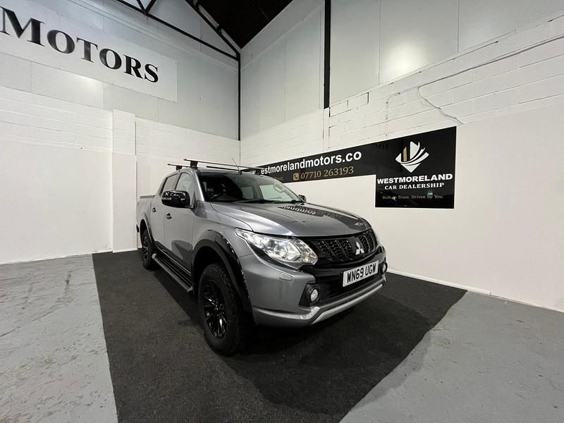 Used Mitsubishi L200 2019 Grey Pickup