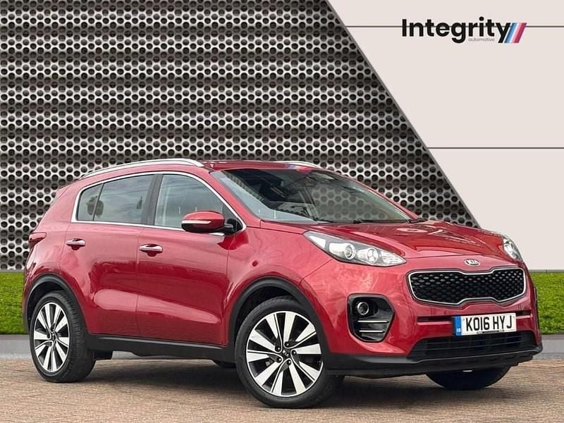 Red Used 2016 Kia Sportage 3 SUV | £7,950 (Fair price) - Image 1/4