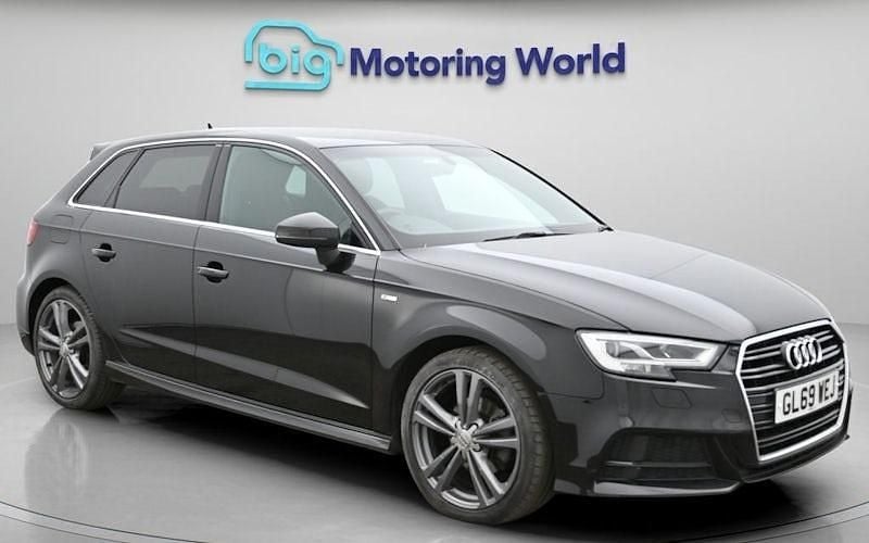 Used Audi A3 Sportback S-Line 150 HP (110 kW) 2019 Black Hatchback
