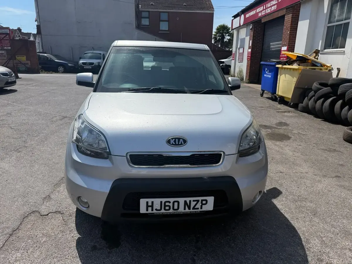 Used Kia Soul 124 HP (91 kW) 2010 Silver SUV