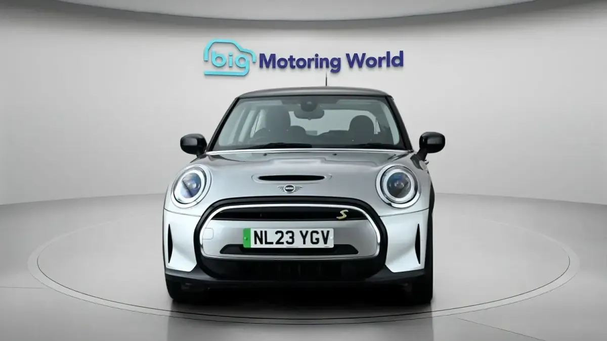 Used Mini Cooper S Hatch 135 kW (184 HP) 2023 Silver Hatchback