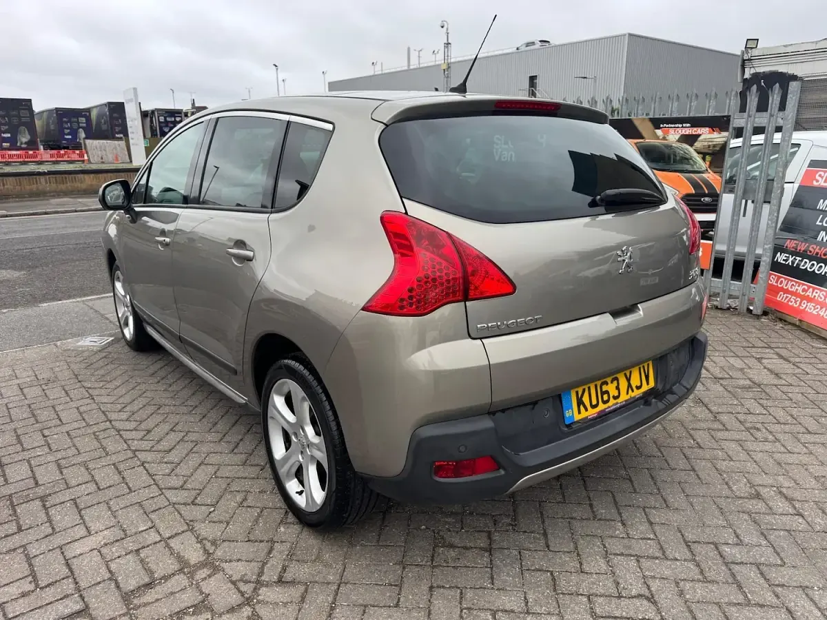 Used Peugeot 3008 Allure 115 HP (84 kW) 2013 Grey Estate