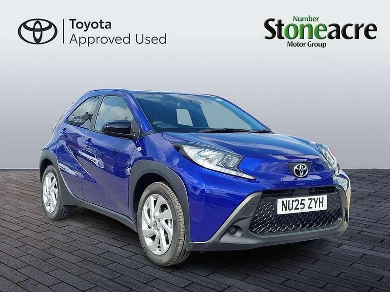 Blue Used 2025 Toyota Aygo PURE Hatchback | £13,995 (Fair price) - Image 1/2