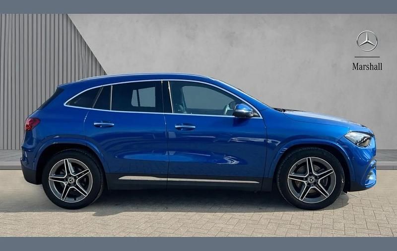 Used Mercedes GLA200 Executive 161 HP (118 kW) 2024 Blue SUV