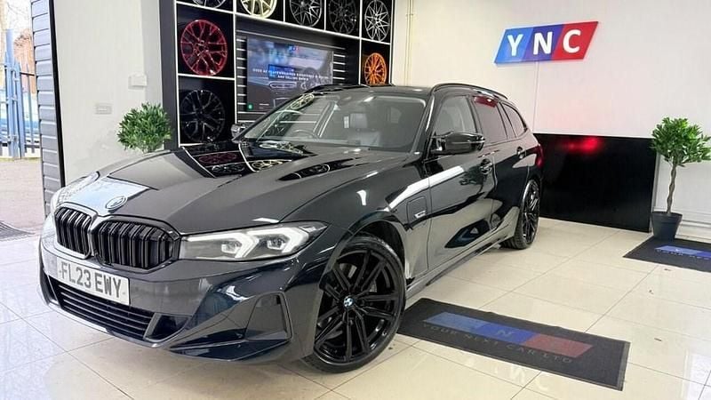 Used BMW 330e Sport Line 288 HP (211 kW) 2023 Black Estate