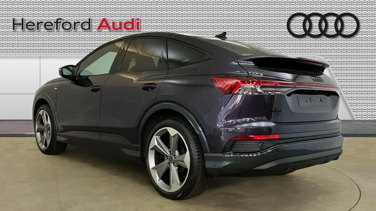 Used Audi Q4 e-tron Black Edition 150 kW (204 HP) 2025 SUV