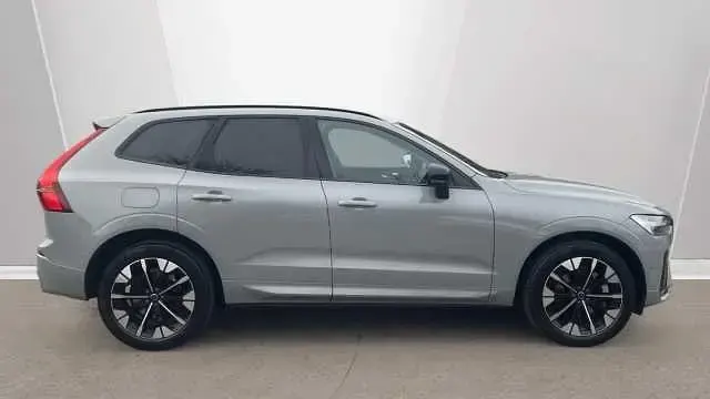 Usado Volvo XC60 Plus 247 HP (181 kW) 2026 SUV