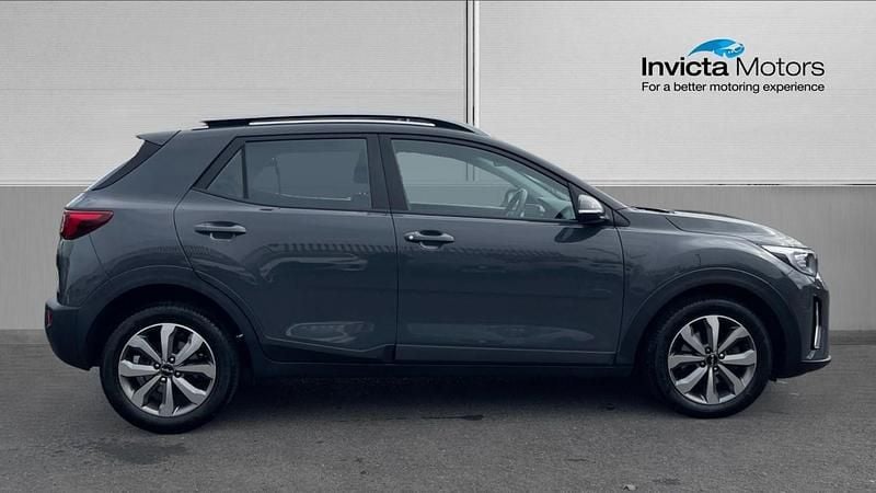 Used Kia Stonic 99 HP (72 kW) 2023 Grey SUV