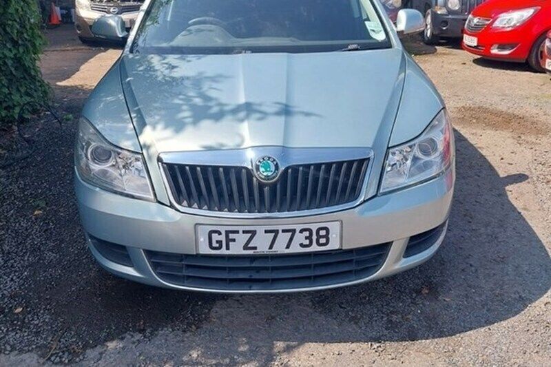 Green Used 2011 Skoda Octavia SE Hatchback | £3,195 (Fair price) - Image 1/1