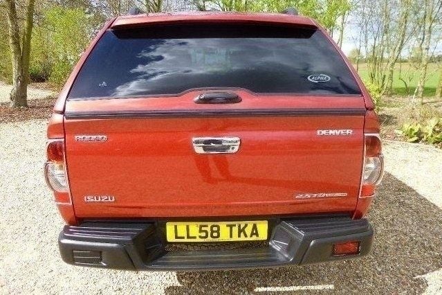 Used Isuzu Pick up 134 HP (98 kW) 2009 Pickup