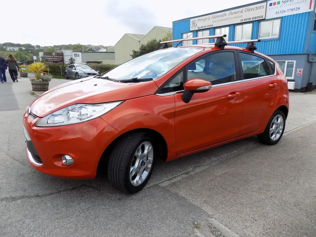Used Ford Fiesta Zetec 82 HP (60 kW) 2011 Black Hatchback
