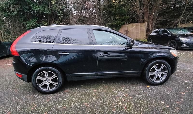 Used Volvo XC60 SE Lux 215 HP (158 kW) 2012 Black SUV