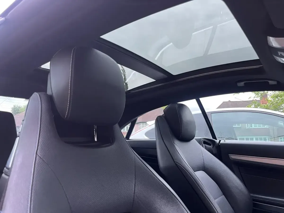 Usado Mercedes E220 AMG line 2016 Branco Coupé