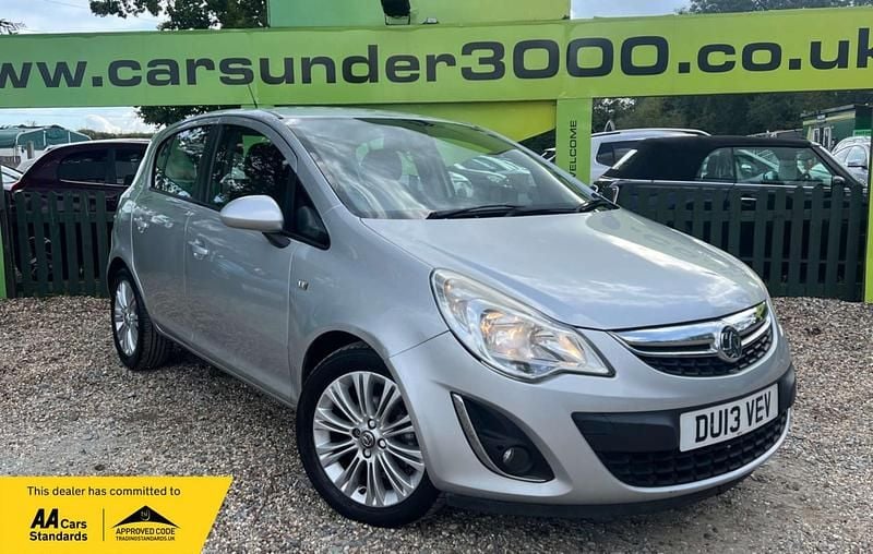 Silver Used 2013 Vauxhall Corsa Hatchback | £3,000 (Good price) - Image 1/4