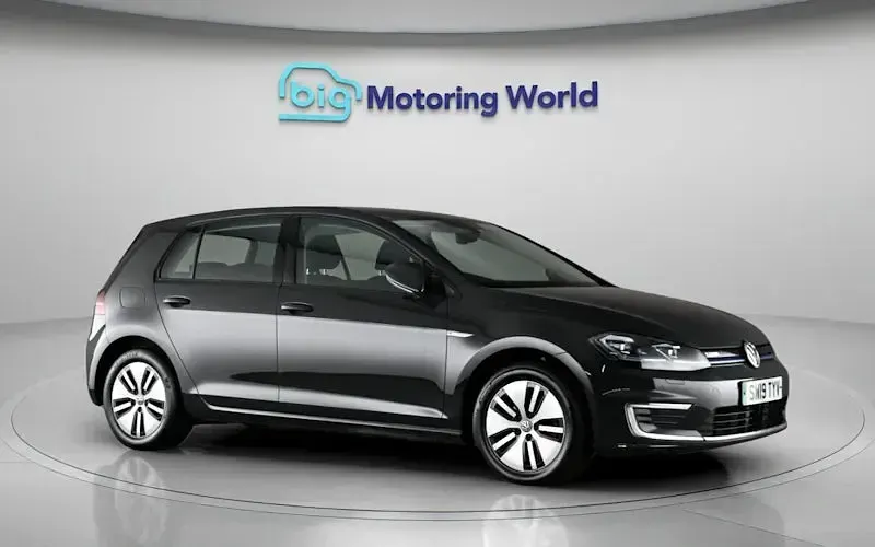 Used VW e-Golf 100 kW (136 HP) 2019 Grey Hatchback