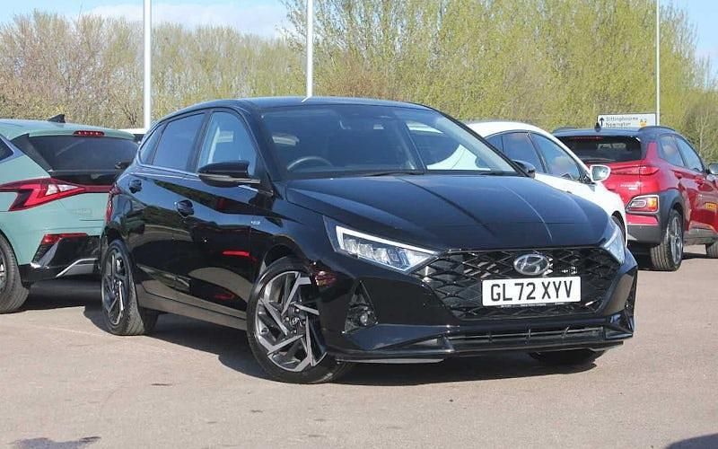 Used Hyundai i20 Premium 101 HP (74 kW) 2023 Black Hatchback