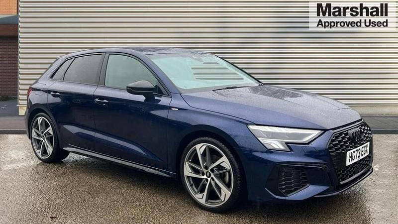 Used Audi A3 Black Edition 150 HP (110 kW) 2023 Blue Sedan