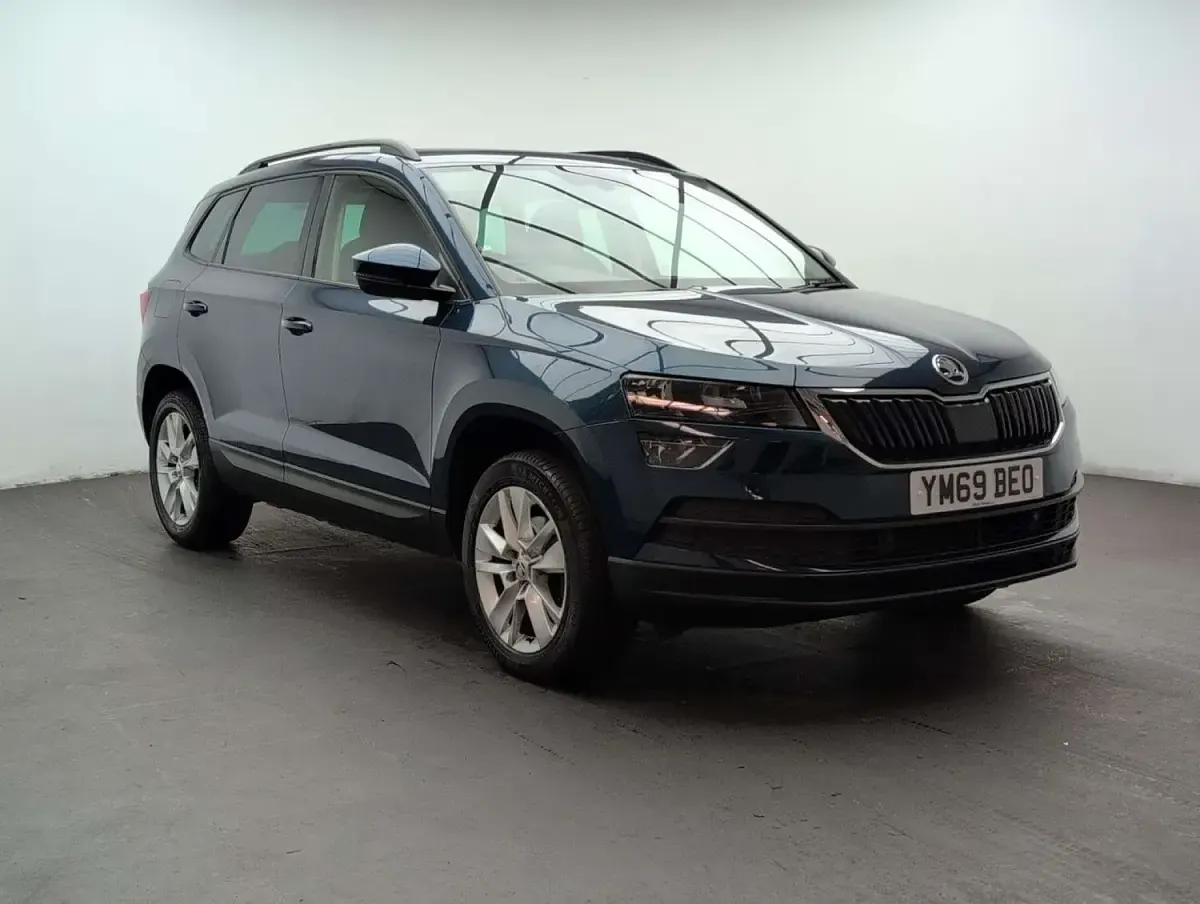 Used Skoda Karoq SE Technology 150 HP (110 kW) 2019 Blue SUV