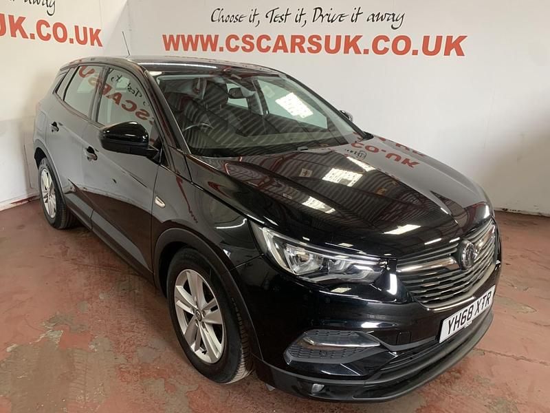 Used Vauxhall Grandland X 130 HP (95 kW) 2018 Black SUV