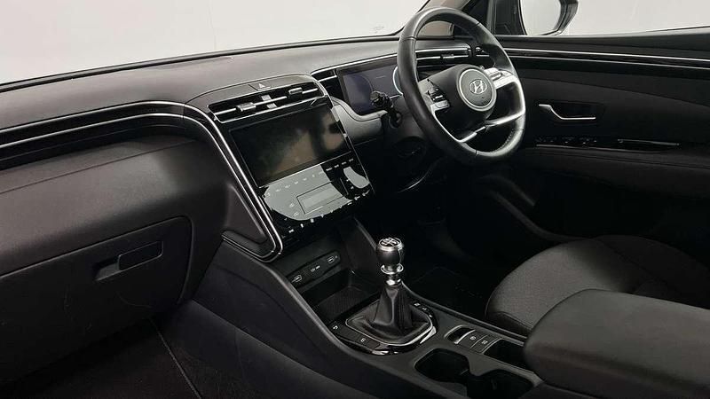 Image 2/4