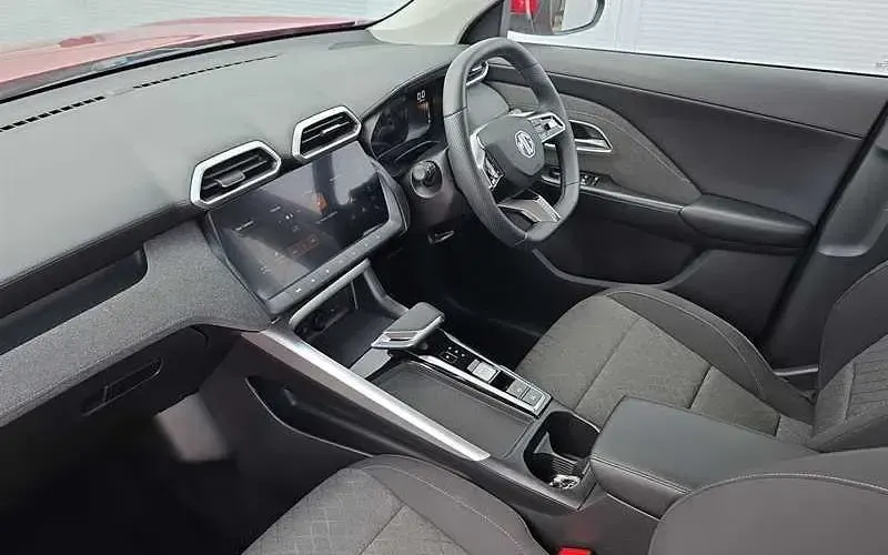 Used MG ZS SE 196 HP (144 kW) 2025 Red SUV