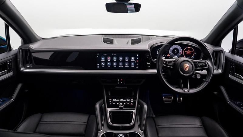 Used Porsche Cayenne 2023 Blue SUV
