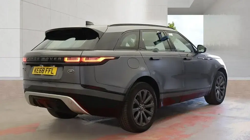 Used Land Rover Range Rover Velar SE Dynamic 2019 Grey SUV