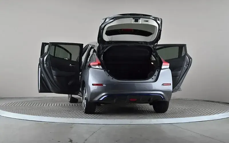 Used Nissan Leaf Tekna 110 kW (150 HP) 2021 Grey Hatchback