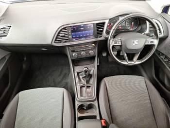 Used Seat Leon SE Dynamic 115 HP (84 kW) 2018 Blue Hatchback