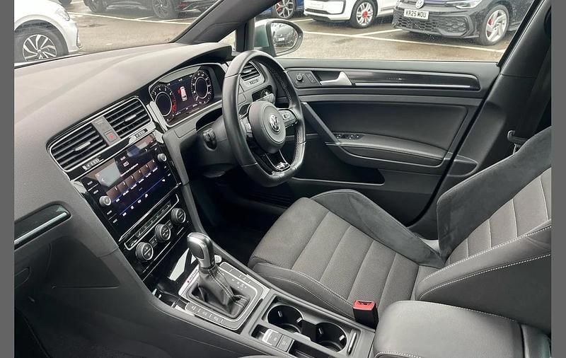 Used VW Golf VIII R 296 HP (217 kW) 2020 Grey Estate