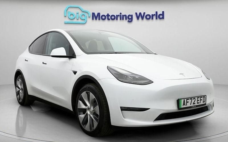 Used 2025 Tesla Model Y Long Range AWD SUV | £23,100 (Super price) - Image 1/4