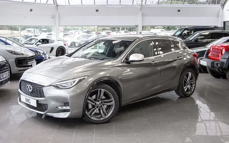 Used Infiniti Q30 Sport Tech 170 HP (125 kW) 2016 Hatchback