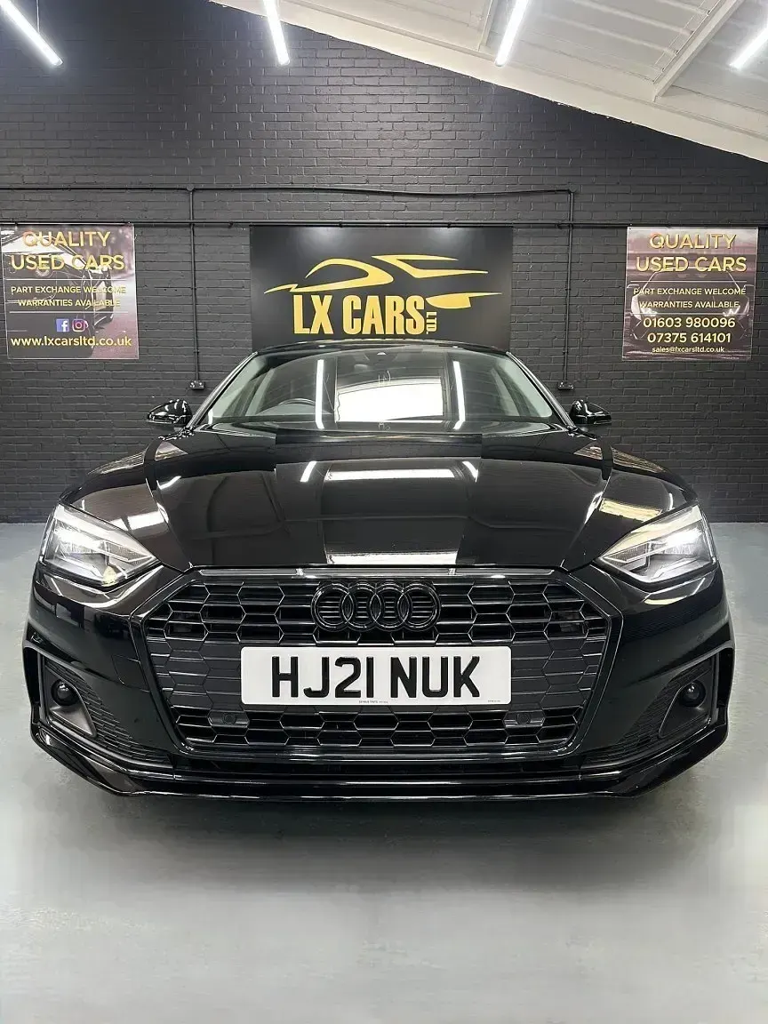 Używany Audi A5 Sport 2021 Czarny Coupe